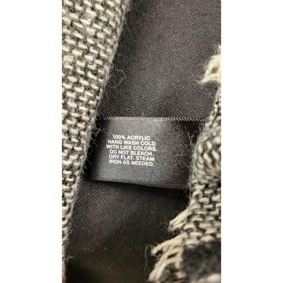 Mixit Oblong Scarf Woman One Size Color Black Windowpane - Picture 5 of 7